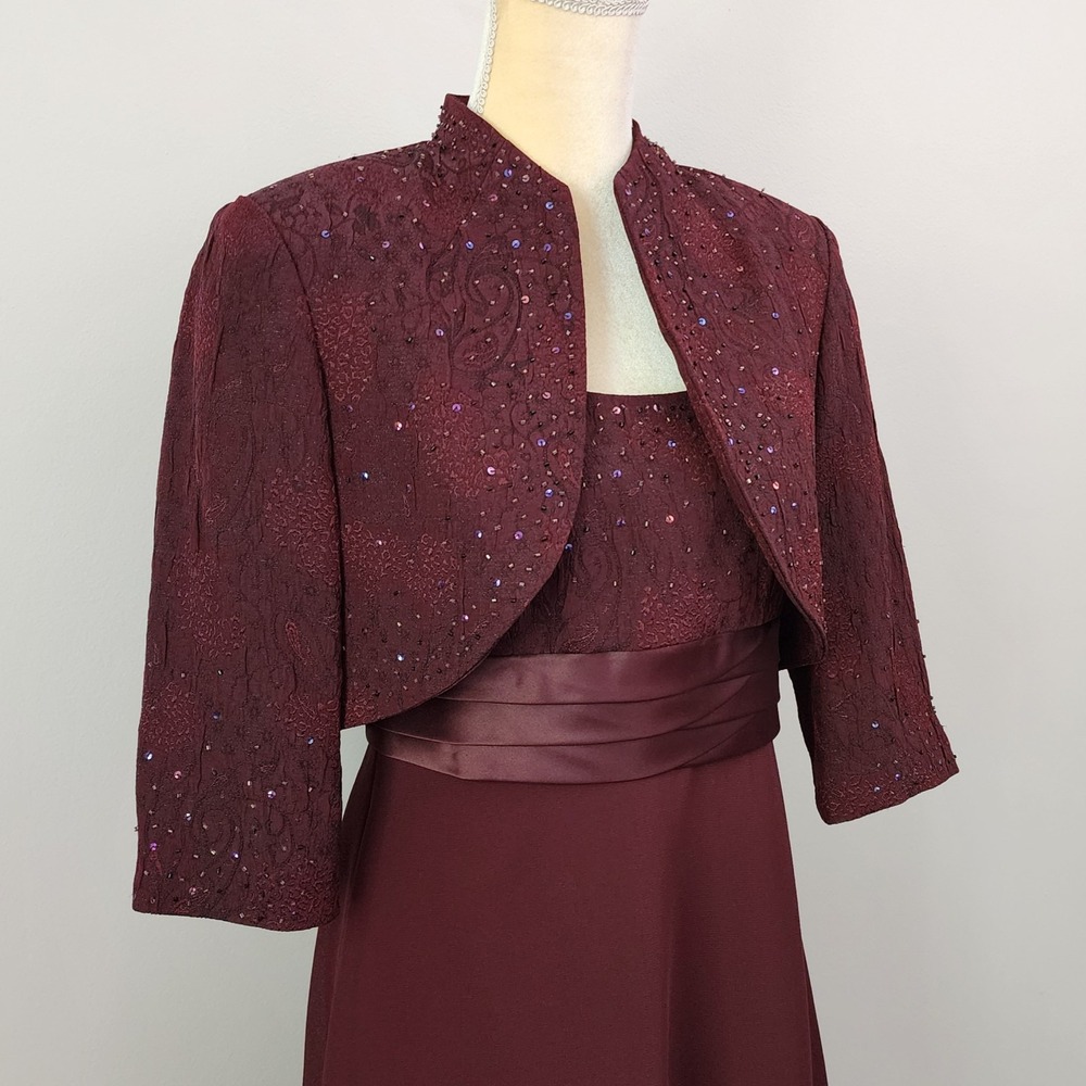 R&M RICHARDS Petites Burgundy Formal Occasion Beaded Bolero Jacket Dress Size 6P - Picture 8 of 12